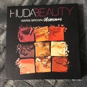 Huda beauty warm brown obsessions